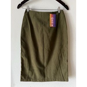 SHEIN suede-like olive green skirt Size XS/2
